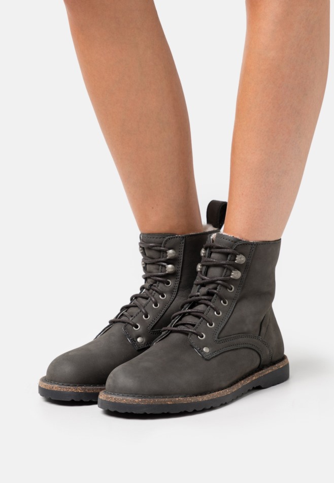 Gabor Noir | Bottines à Lacets Exclusives